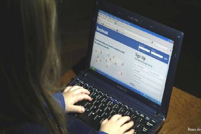 facebook friend पहले की फेसबुक पर लड़की से दोस्ती, फिर शादी के नाम पर डेढ़ साल तक करता रहा शारीरिक शोषण
