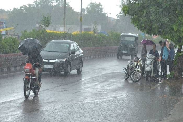 Weather News: Rain in Kota #Weather_News: दोपहर तक बरसी राहत की बूंदें