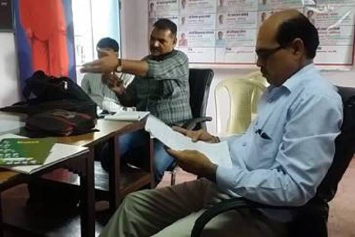 tonk क्लास सेक्शन बदलने से नाराज गुरजी ने स्कूल में जमकर किया हंगामा, अतिरिक्त जिला शिक्षा अधिकारी ने की मामले की जांच
