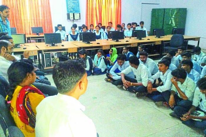 Rajasthan Skills Livelihood Development कौशल विकास से सवरता है भविष्य