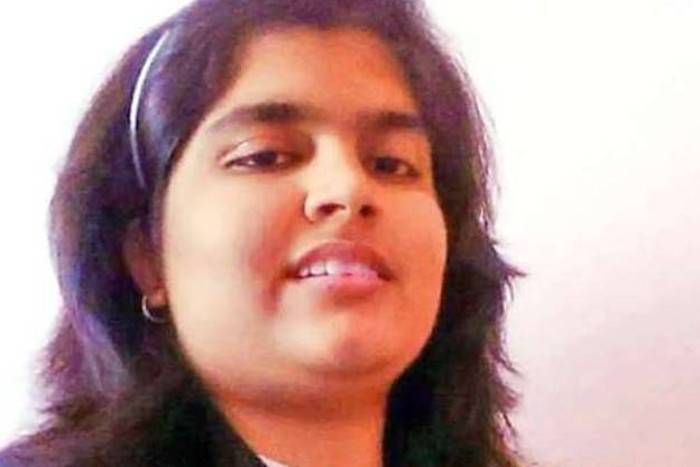 chinu आनंदपाल की बेटी बोली- फैमिली को भूखा कमरे में बंदकर ले गए थे पापा की बॉडी, इंसाफ न मिला तो सुसाइड कर लूंगी