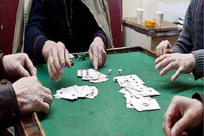 gambler पुलिस ने 15 जुआरी पकड़े, 11 हजार रुपए बरामद
