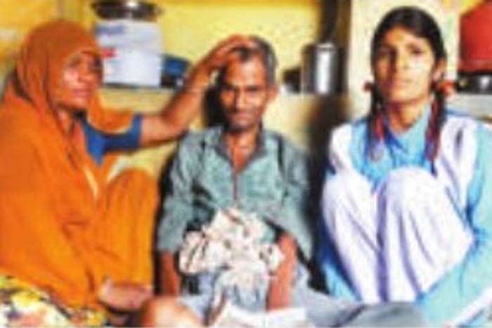 आठ साल से मौत संग जूझ रही जिंदगी, बीमारी ऐसी कि 37 साल का डालू रह गया 20 किलो का