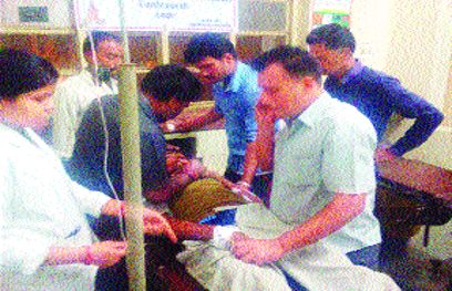 11केवी बिजली लाइन की चपेट में आया ट्रक, ड्राइवर गंभीर