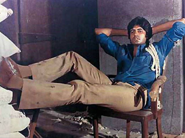 Poet`s letter applauding Amitabh Bachchan on displ दुष्यंत ने दीवार देख बिग-बी को लिखा था खत, कहा था 'सदी का महानायक'