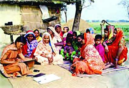 अब दादा-दादी को पोते पढ़ाएंगे ककहरा