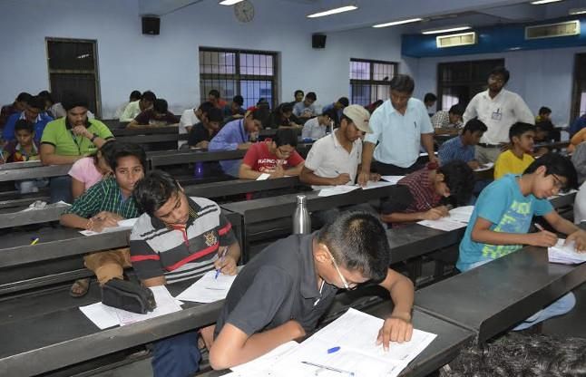 आजमगढ़ में 8 नवंबर को 82 केंद्रों पर होगी लेखपाल भर्ती परीक्षा