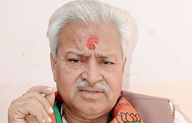 lakshmikant bajpai इस BJP नेता ने सबसे पहले सार्वजनिक की अपने खातों की जानकारी