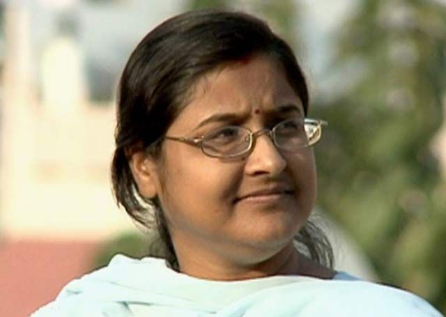 Nutan Thakur Wife Of Suspended Uttar Pradesh Ips Amitabh Thakur Join Bjp -  राजनितिक दल से ही उठाये जा सकते हैं सामाजिक मुद्दे- नूतन | Patrika News